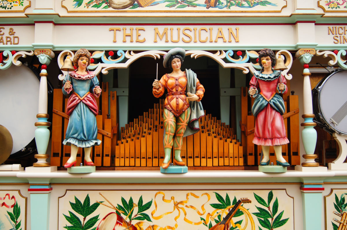 Decorated organ figures - AC Pilmer